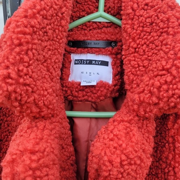 Coat - Picture 4 of 4